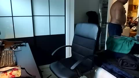 bellequeue19758 online show from February 15, 3:53 pm