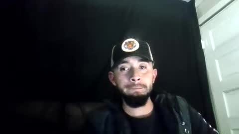 Snapshot of bemysecrett chatting on December 23, 7:06 am bemysecrett online show from December 23, 7:06 am