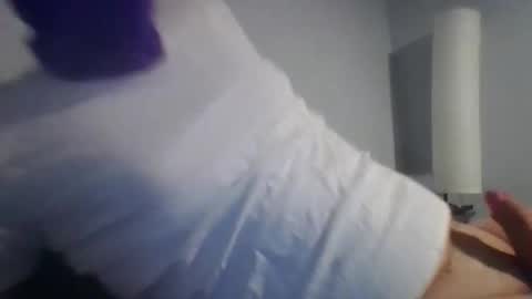 bennybueno online show from February 22, 2:24 am