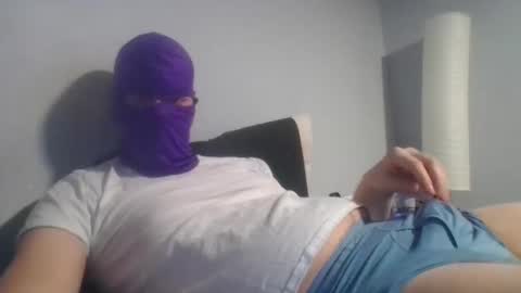 bennybueno online show from March 4, 12:50 am