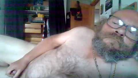 Snapshot of bergeeric1970 chatting on October 25, 5:14 pm bergeeric1970 online show from October 25, 5:14 pm