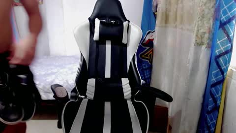 Bergon77 online show from February 20, 5:40 pm