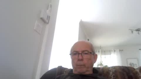 bernard1102 online show from July 6, 2:14 pm