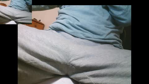 bernardo1968 online show from January 1, 3:03 pm