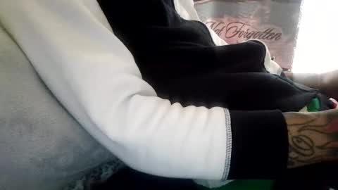 ToxicPipe757 online show from December 14, 3:41 pm