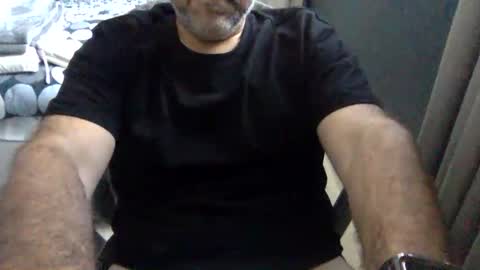 Virtual Gentleman online show from February 26, 7:03 pm