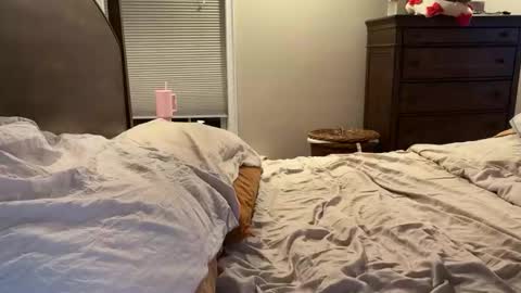 bi3269 online show from December 3, 11:44 pm