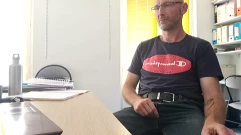 My name is David and if you like public exhibitions you wont be disappointed with me LoL - My favorite vibes is 44  online show from July 2, 3:51 pm