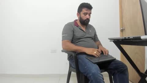 Tommy online show from November 20, 2:44 am