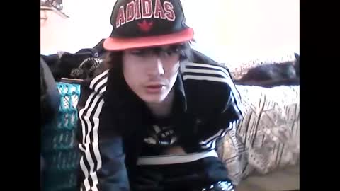 AllOfTheLovin online show from February 5, 4:15 pm