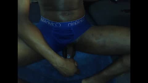 bigcalvin10 online show from December 17, 7:42 pm