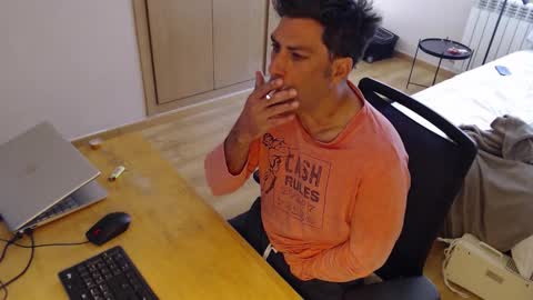 bigcok35spain online show from October 6, 7:57 am