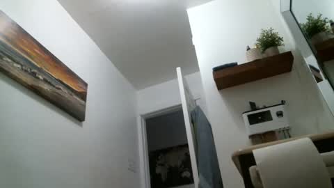 Snapshot of bigcumcanada chatting on January 1, 1:37 pm bg online show from January 1, 1:37 pm