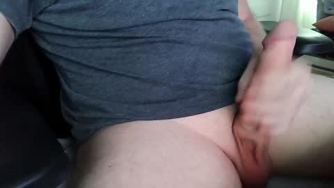 Snapshot of bigdaddy7359 chatting on December 15, 1:22 pm Alex online show from December 15, 1:22 pm