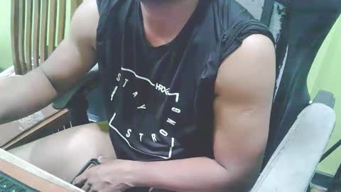 bigdickguyaux online show from April 23, 6:43 pm