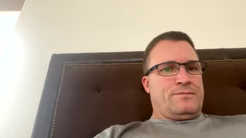 bigger22332233 online show from December 8, 7:43 pm