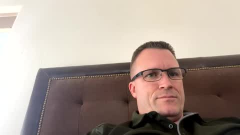 bigger22332233 online show from January 19, 9:13 pm