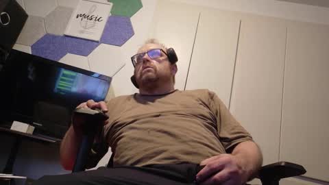 biggydee8989 online show from February 14, 10:54 am