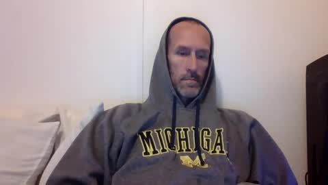 Snapshot of bighugemouthful chatting on September 14, 3:52 am Chaz online show from September 14, 3:52 am