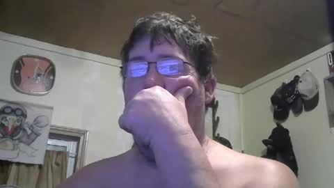 Snapshot of bigjohn41000 chatting on October 24, 9:44 am bigjohn41000 online show from October 24, 9:44 am