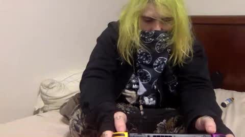 Bigkhaos online show from December 14, 10:33 am