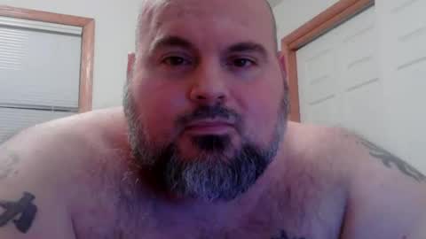 Snapshot of bigmanfalyfe chatting on October 26, 5:53 am BigManFaLyfe online show from October 26, 5:53 am