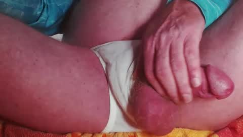 Snapshot of bigmanred chatting on December 3, 6:28 pm Red online show from December 3, 6:28 pm