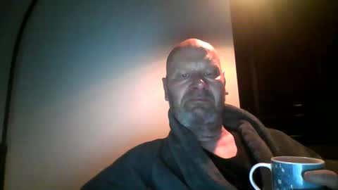 bigmike3339 online show from December 31, 5:44 am