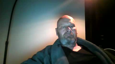 bigmike3339 online show from December 9, 5:51 am