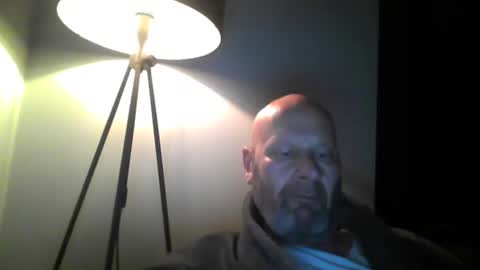 bigmike3339 online show from February 27, 4:52 am