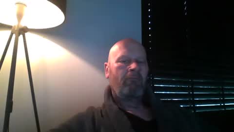 bigmike3339 online show from February 26, 7:31 am