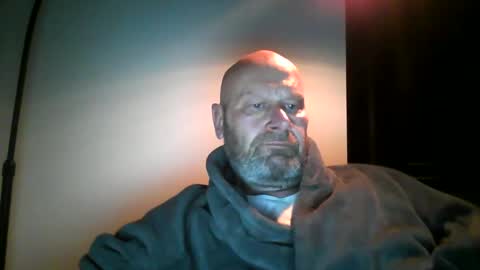 bigmike3339 online show from December 10, 4:24 am