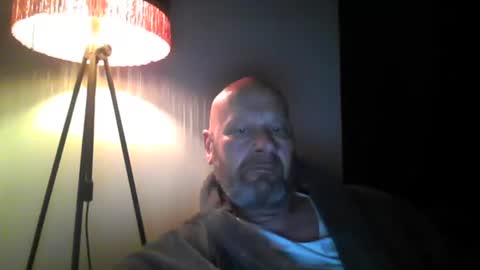 bigmike3339 online show from March 6, 5:35 am