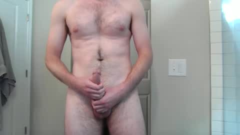 Snapshot of bigntall240 chatting on October 20, 10:24 pm bigntall240 online show from October 20, 10:24 pm