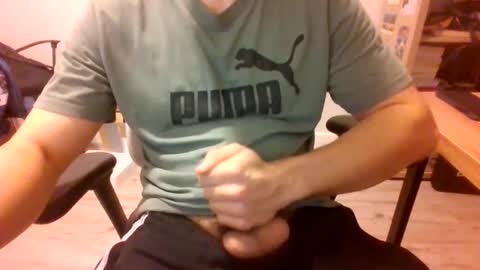 bigpolishdick12345 online show from January 6, 11:31 pm