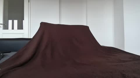 bigwhitecock_1989 online show from December 19, 8:45 am