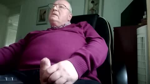 billlllllyb online show from March 8, 4:22 pm