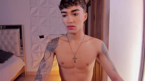 Sam online show from December 19, 7:55 pm