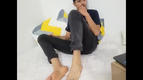 billy_magteo online show from March 7, 6:43 pm