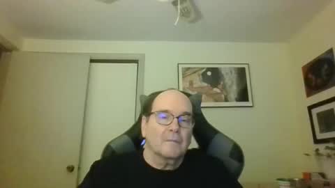 Bink195234 online show from January 18, 9:45 pm