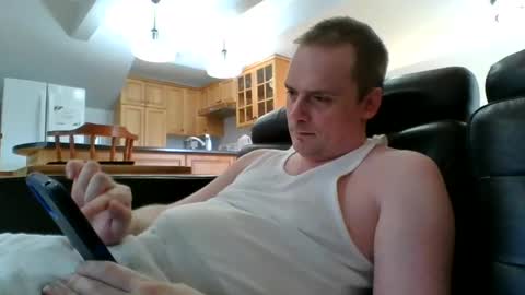 bird8888 online show from September 30, 7:28 pm