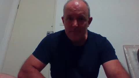 Snapshot of blackdog71 chatting on January 21, 9:28 am blackdog71 online show from January 21, 9:28 am