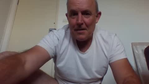 Snapshot of blackdog71 chatting on January 24, 8:13 am blackdog71 online show from January 24, 8:13 am