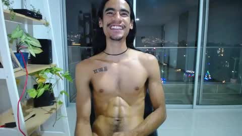 Snapshot of blackpanter_13 chatting on December 21, 3:03 am Black Panther online show from December 21, 3:03 am