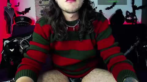 Snapshot of blackwolf_6 chatting on October 24, 9:49 pm Dave online show from October 24, 9:49 pm