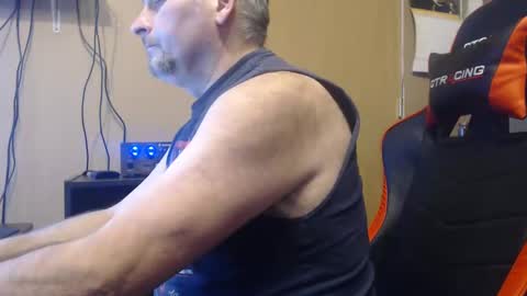 Snapshot of blazingslow chatting on January 19, 7:15 am blazingslow online show from January 19, 7:15 am