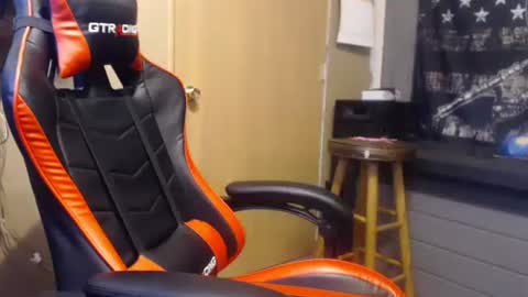 Snapshot of blazingslow chatting on December 25, 9:24 am blazingslow online show from December 25, 9:24 am