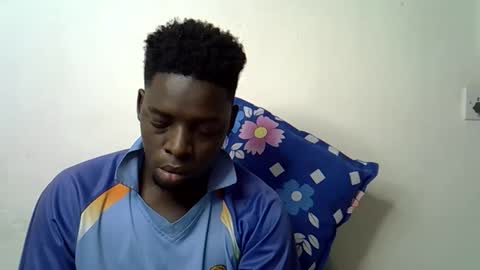 Snapshot of blesse_mixed chatting on October 23, 12:08 pm Black brown online show from October 23, 12:08 pm
