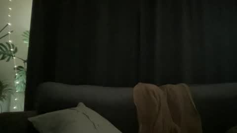 BlIdoL online show from December 21, 1:19 pm