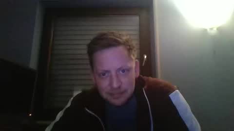 blonde32m online show from December 21, 4:37 pm